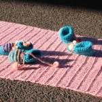 2014-05-17_Money_for_babies_-_not_for_bombs_-_pink_scarf_in_Paris_-_on_the_way_to_London