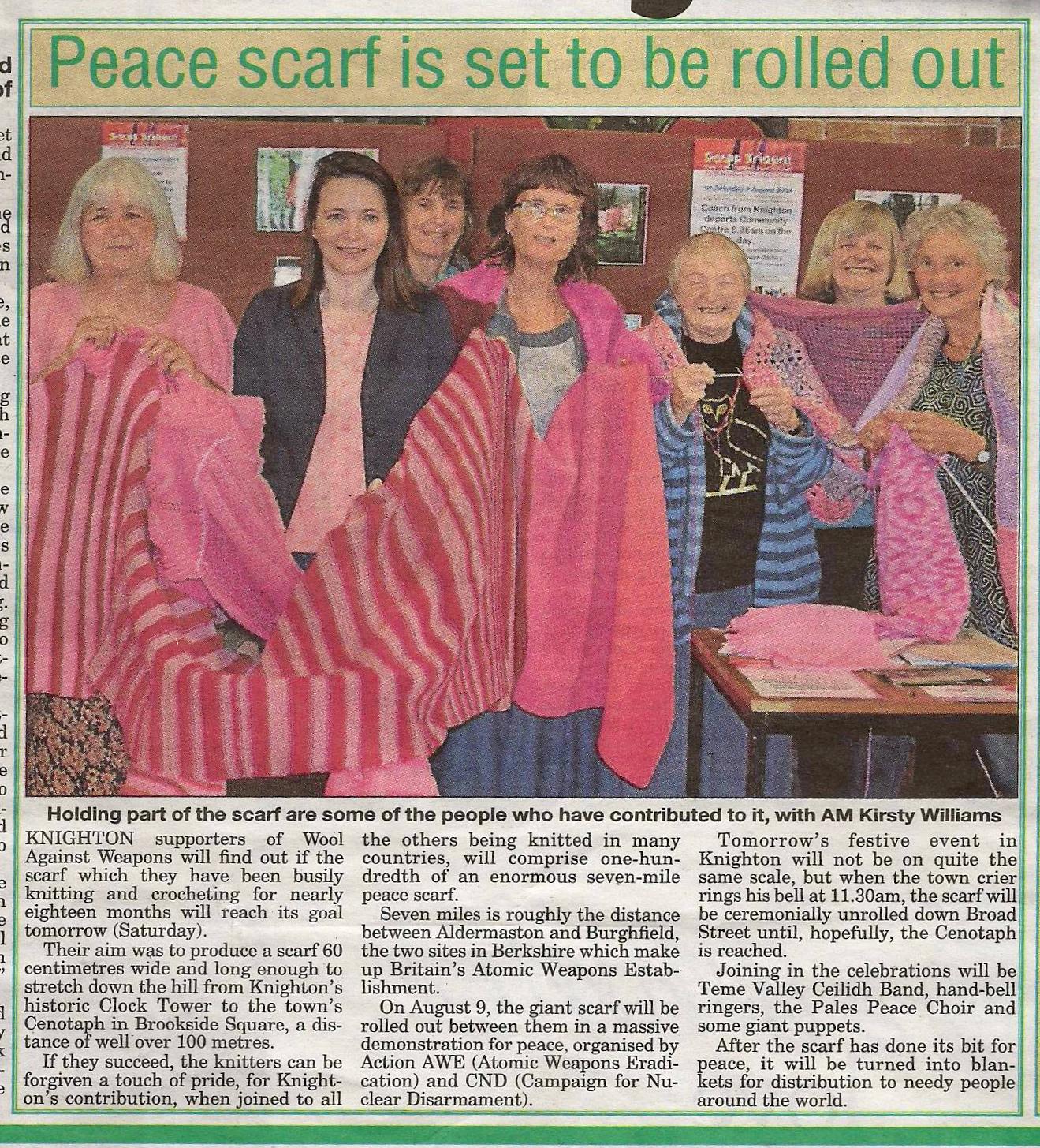 Mid Wales Journal – Knighton scarf roll out