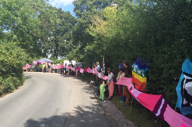 Peace protesters knitted a seven-mile scarf to demonstrate against Trident